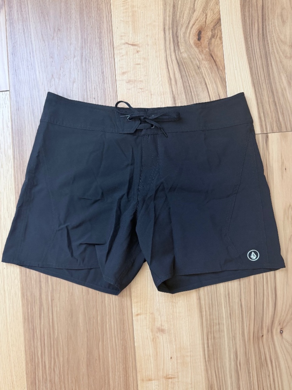 Volcom Black Board Shorts Size 11 Women's Surf Swim Beach Shorts